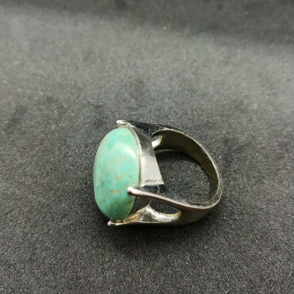 Chunky Turquoise Statement Ring - Picture 3 of 3